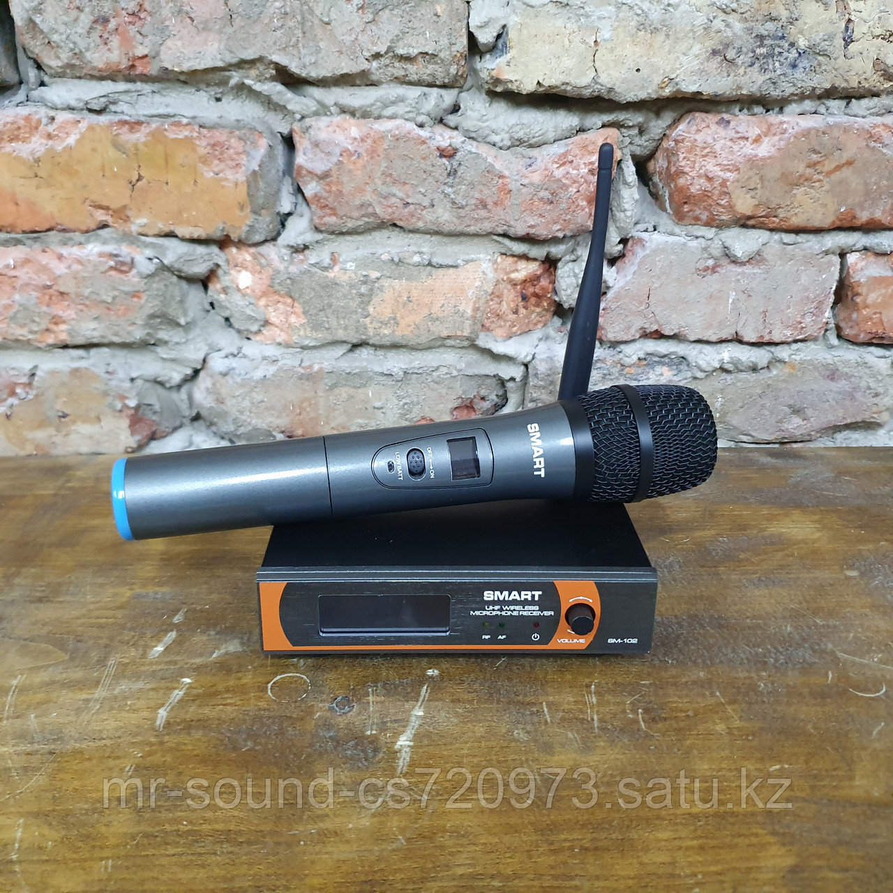 Радиомикрофон "SMART" SM-102 (1 канал)