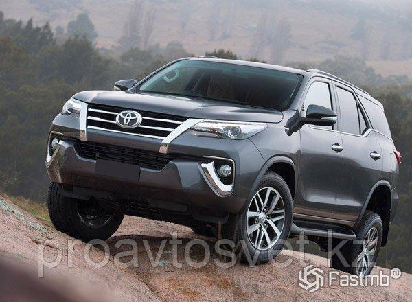 Доводчик дверей (присоски) для Toyota Fortuner (2016-2019)