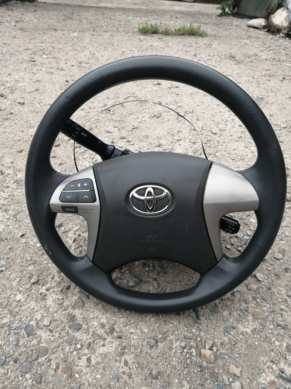 Рулевое колесо Toyota Camry (40)