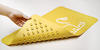 Антискользящий коврик для ванны Желтый Жираф (Roxy Kids, Россия)
