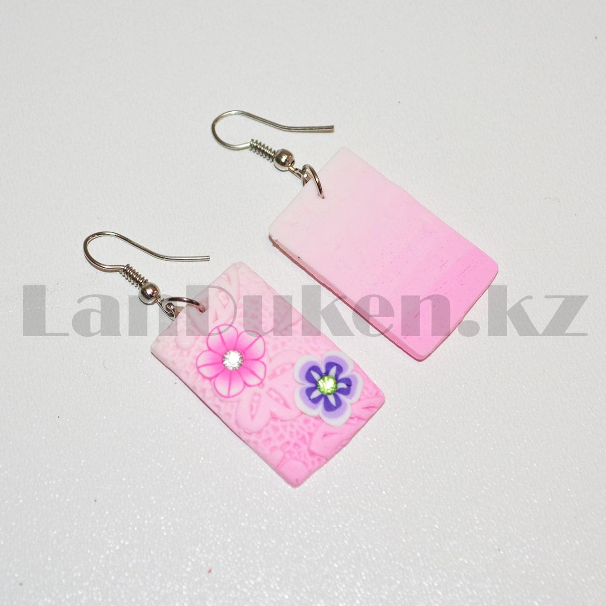 Серьги с гавайскими цветочками прямоугольные в светло-розовых оттенках - фото 4 - id-p93413344