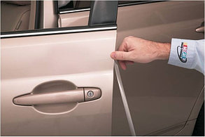Прозрачная пленка для защиты кромок дверей автомобиля
