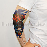 Гүлдері бар жең татуировкасы Гүлдері бар жең татуировкасы