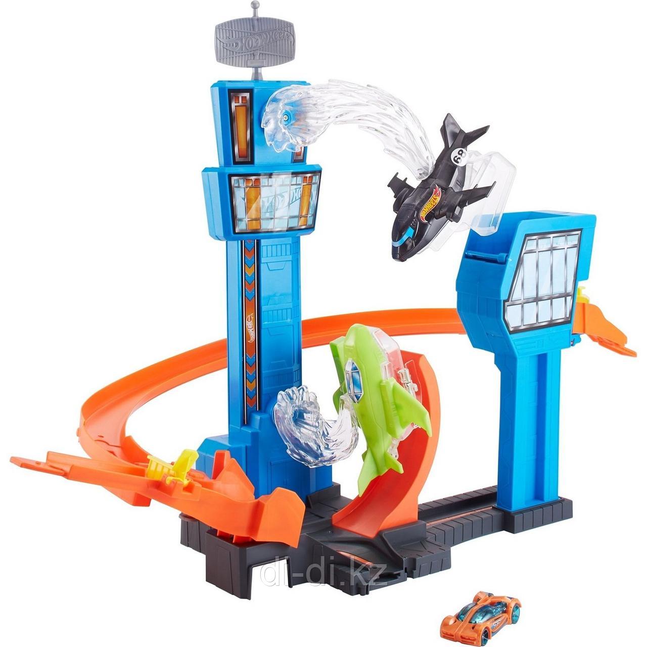 Mattel HW Сити Игровой набор Аэропорт GFH90