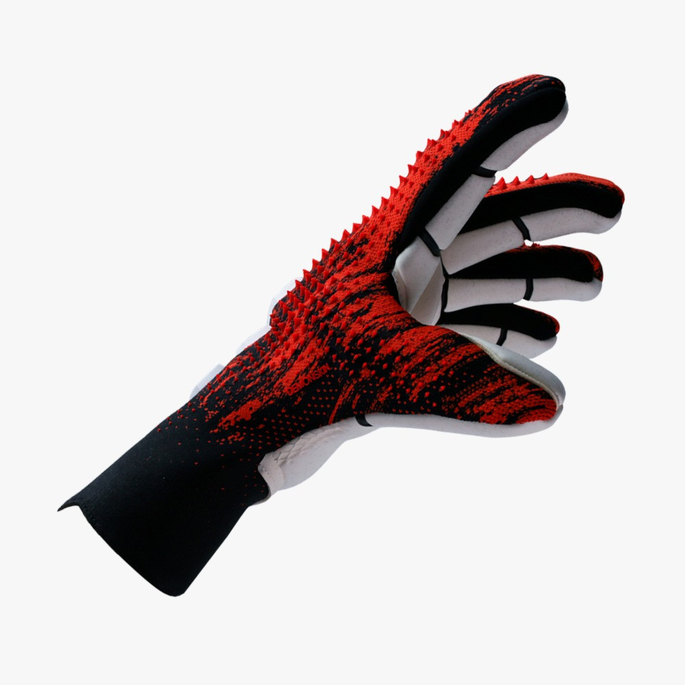 Футбольные перчатки вратаря Predator Adidas DEMONSKIN (реплика) - фото 2 - id-p93530769