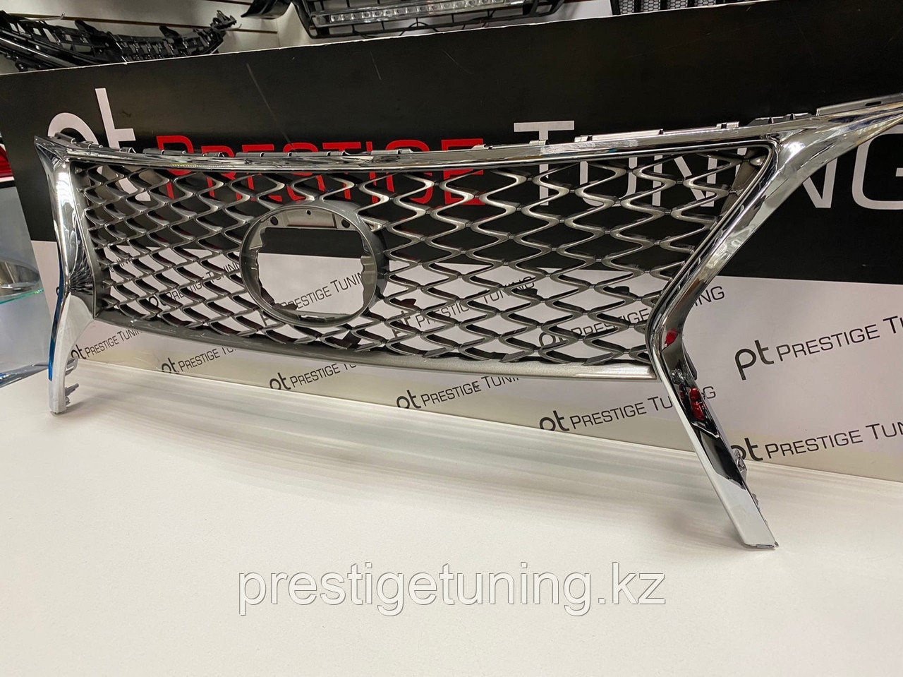 Решетка радиатора Lexus RX 270\350\450H (AL10) 2012 - 2015 дизайн F-SPORT, фото 1