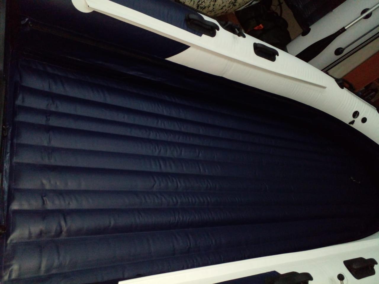 Лодка надувная SKAТ370 цвет темно синий / белая - фото 2 - id-p93398169