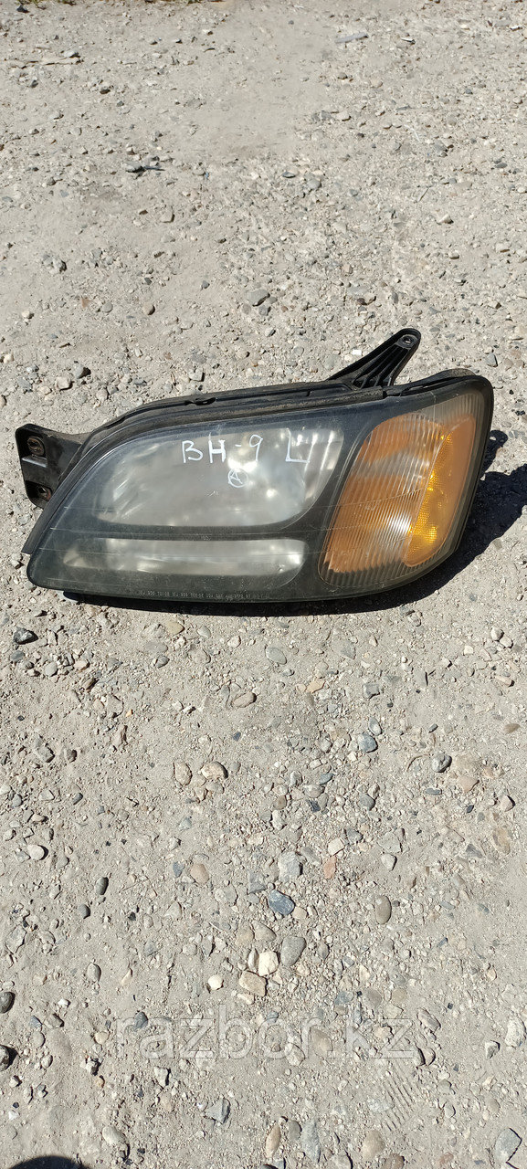 Фара левая передняя Subaru legacy Outback (BH 9).