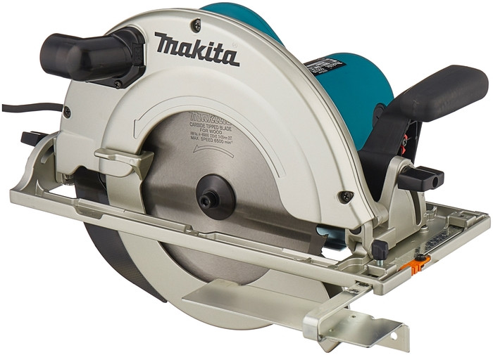 Дисковая пила Makita 5903R