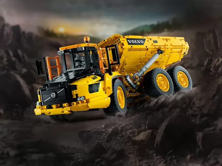 Конструктор Lego 42114 Техник Самосвал Volvo 6х6