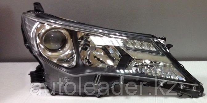 Rav4 Фара правая FR под ксенон