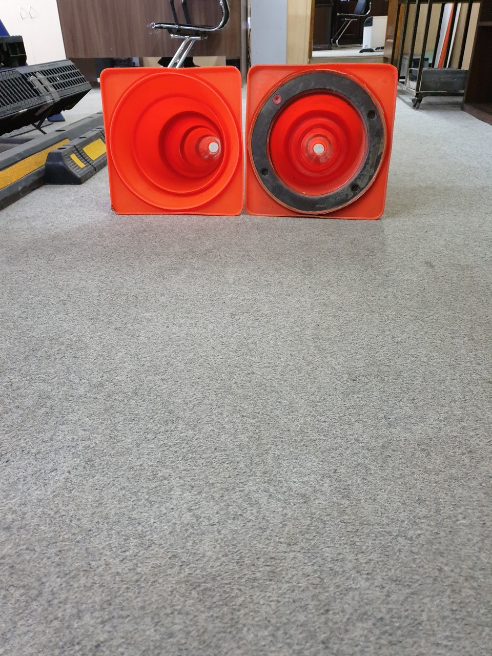 КС Конус сигнальный резиновый мягкий, гибкий, оранжевый 750 мм - фото 7 - id-p49994601