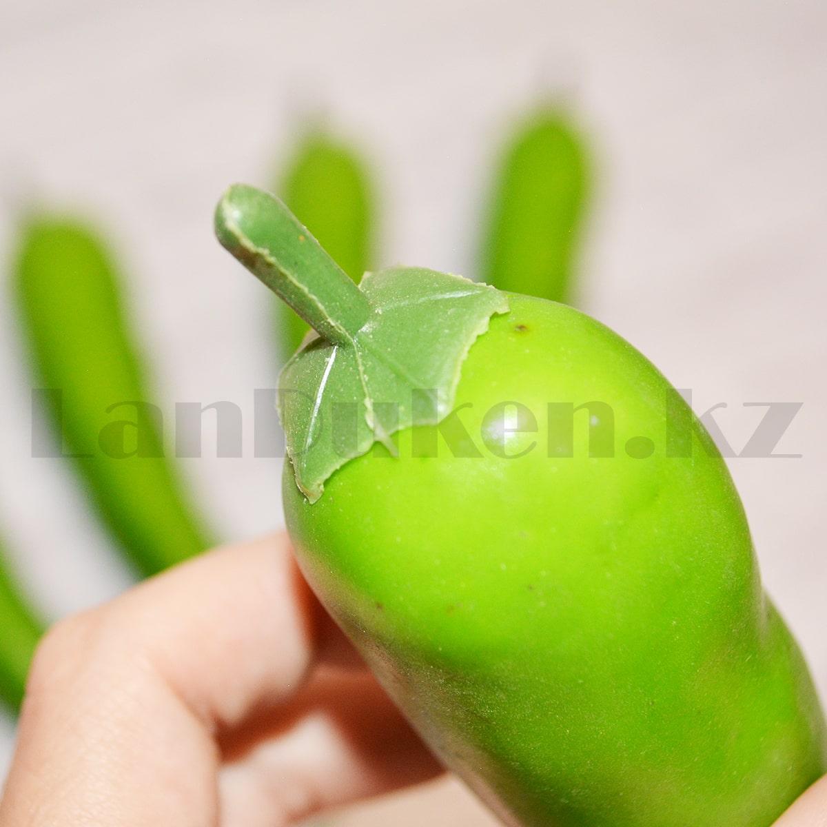 Искусственный перец Датч чили декоративный муляж маленький зеленый 20 см - фото 6 - id-p93820480