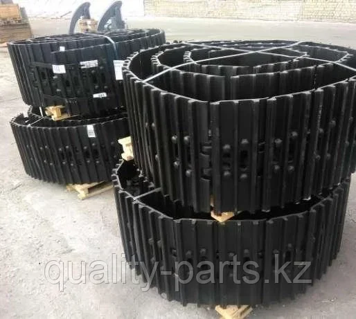 Гусеница в сборе на гусеничный экскаватор Hyundai R520LC-9.