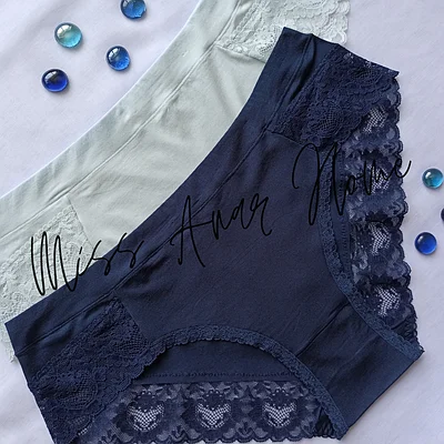 Әткеншекте трусики жоқ