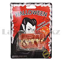 Накладные зубы монстра Halloween красный и коричневый