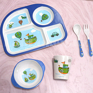 Аналарға арналған мобильді порно Жақыннан жасалған куннилингус