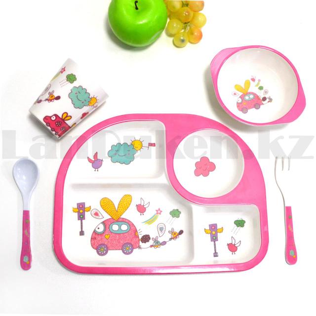 Ол дилдоға бөлінді