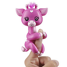Интерактивная игрушка WowWee Fingerlings Baby Giraffe /meadow (pink)