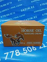 Ekel Horse Oil Moisture Cream (Увлажняющий крем c экстрактом лошадиного жира)