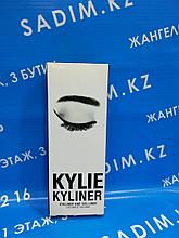 Kylie Eyeliner andgel liner ( 3/1 помадка для бровей )
