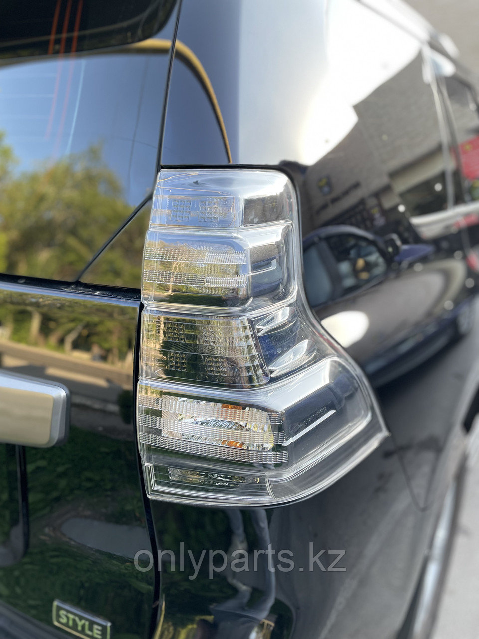 Задние фонари Style на Toyota Land Cruiser Prado 150