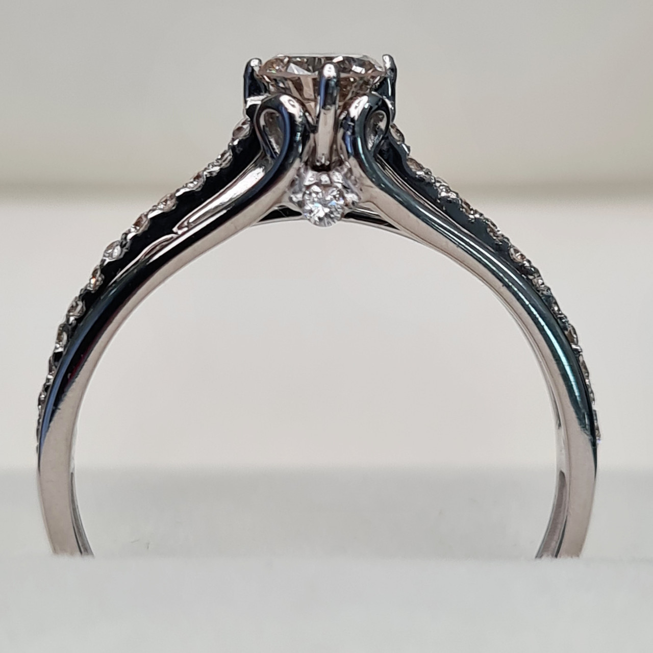 Золотое кольцо с бриллиантами 0.49Сt VVS2/M G-Cut, 18р. - фото 9 - id-p94141644