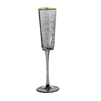 "Эванс" стақаны жалға берілетін шампанға арналған алтын құбырлары бар түтінді