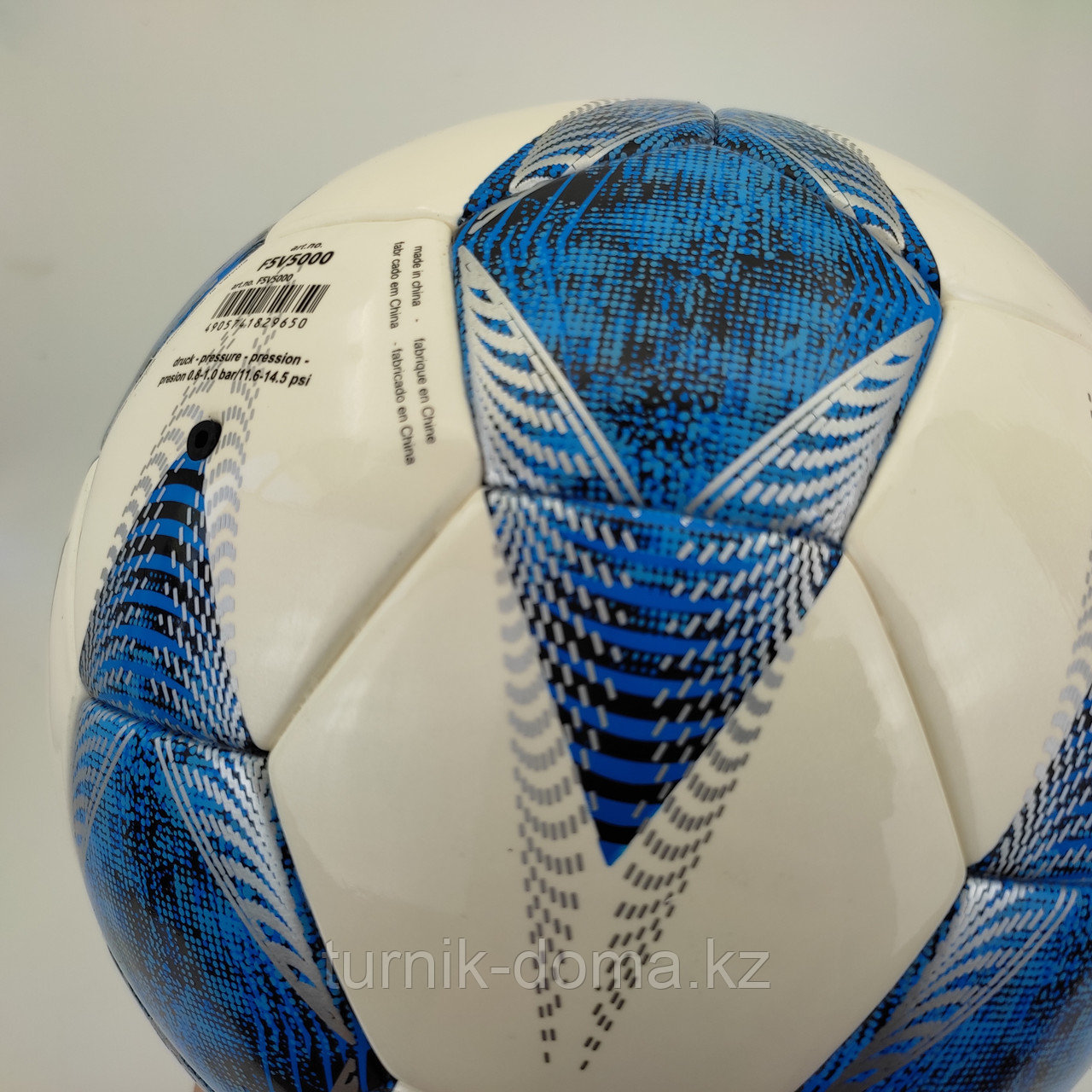 Мяч футбольный MOLTEN F5V5000, разм.5 - фото 3 - id-p94348011