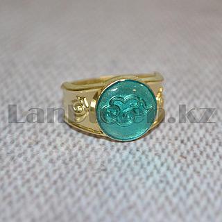 Ақ шлюха қара қожайынның жопы порносын жалайды