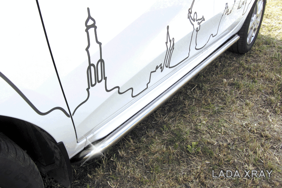 Защита штатных порогов d42 труба с гибами Lada Xray (2015-2022)