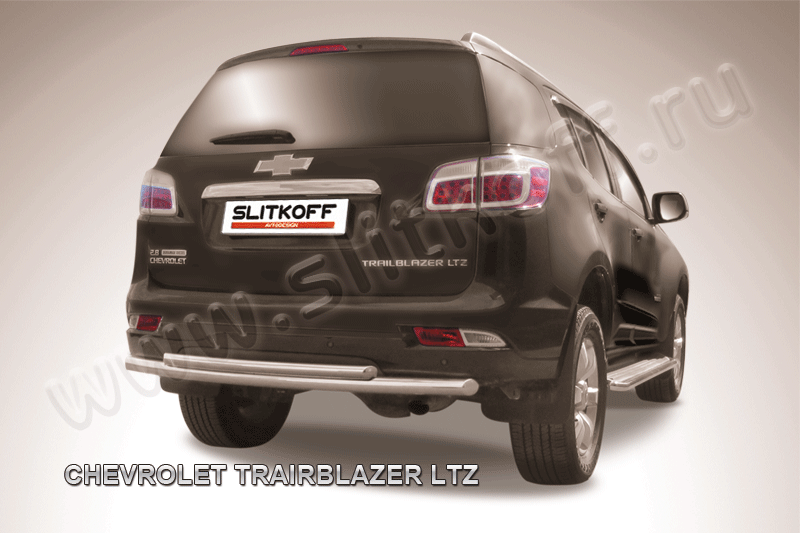 Защита заднего бампера d57+d42 двойная Chevrolet Trailblazer (2012)