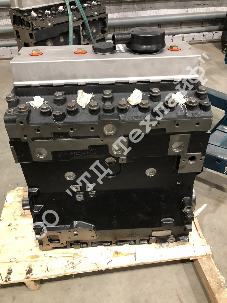 Двигатель перкинс на фотон 1069. Двигатель перкинс на фотон. Двигатель перкинс на фотон. Фотон ауман 135 двигатель. Двигатель foton perkins 135.