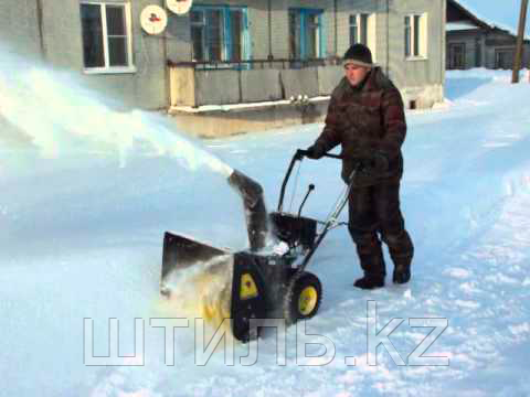 Снегоуборщик бензиновый (6,5 л.с. | 56 см) Huter SGC 4000E самоходный 70/7/14 - фото 3 - id-p94419458