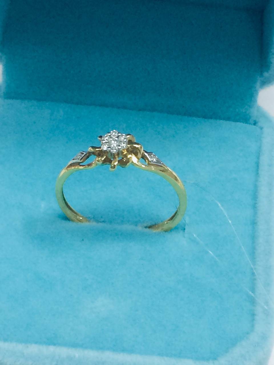 Кольцо с бриллиантами / жёлтое золото - 17.5 размер