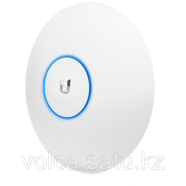 Toчка доступа UniFi AC PRO 2x10/100/1000, PassivePoE, PoE 802.3at, коэффициент усиления 3dBi - фото 1 - id-p91999719