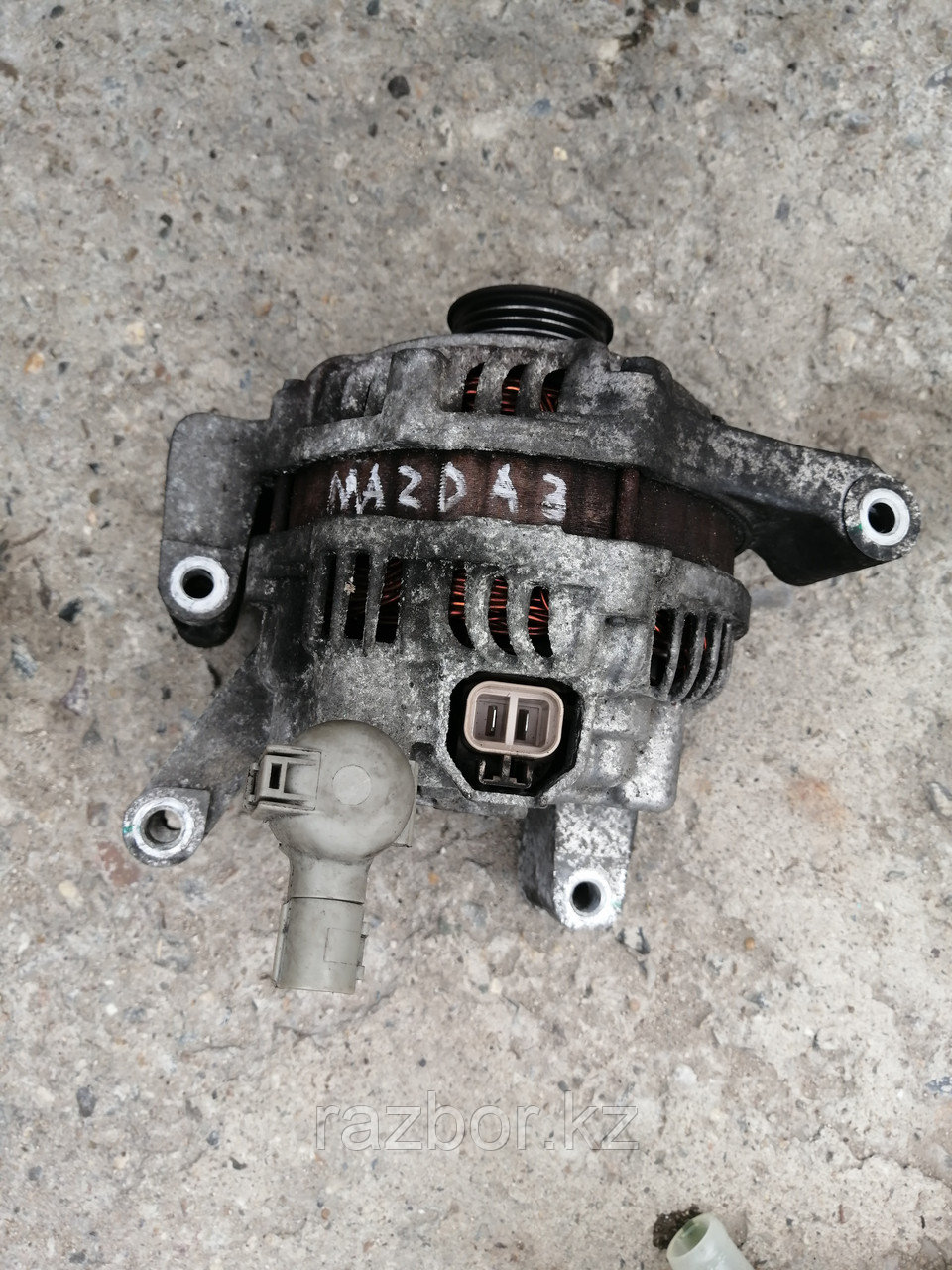 Генератор Mazda 3 (BK32).