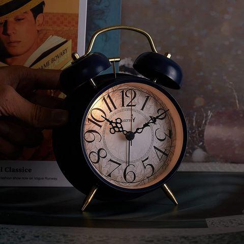 Часы-будильник с подсветкой в винтажном стиле «Double Bell» (Сиреневый) - фото 3 - id-p94491111