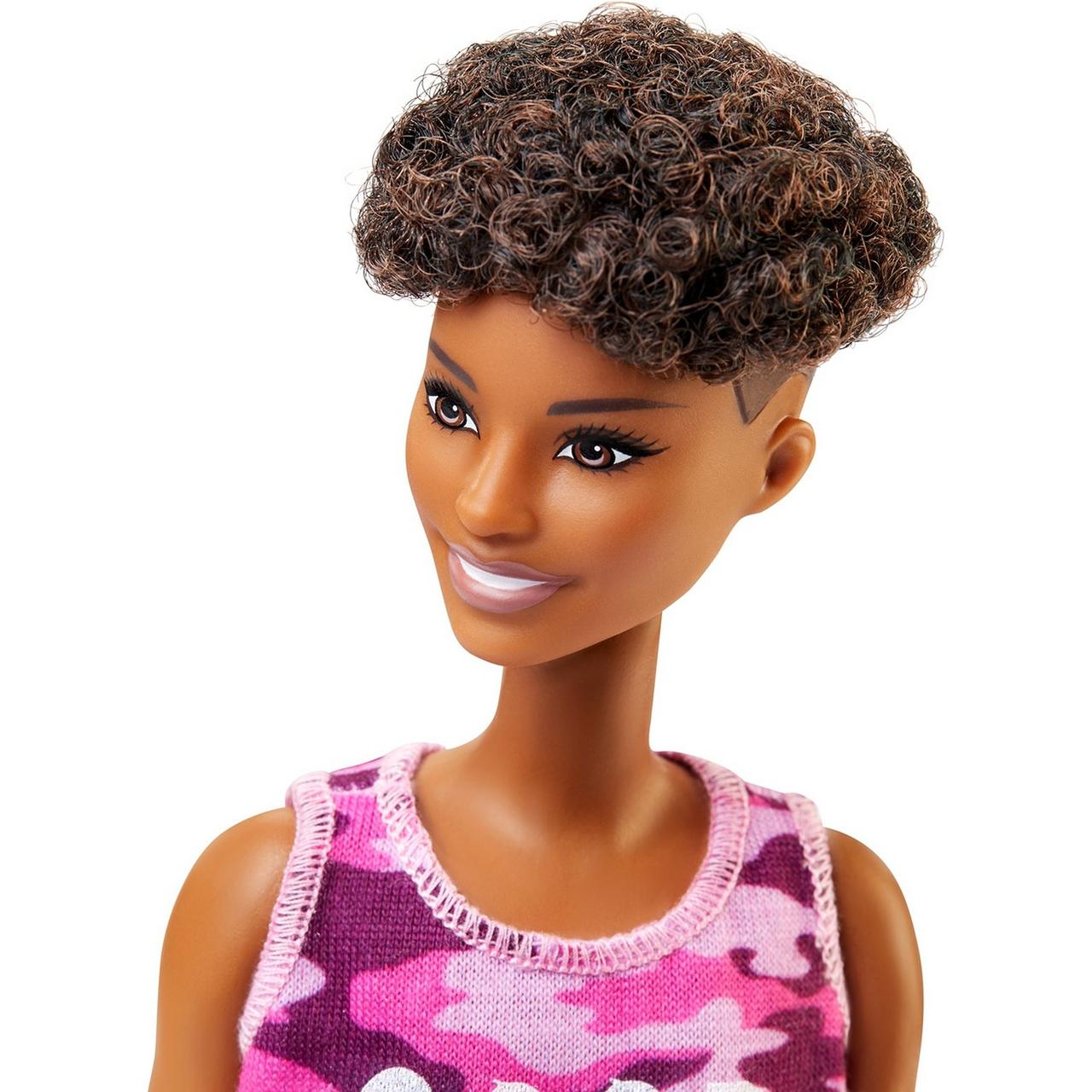 Barbie. Игра с модой с короткими вьющимися волосами - фото 5 - id-p94537347