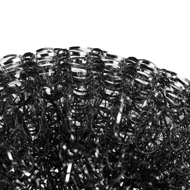 Әйелдер метрода киска кімде бар деп таласып жатқан