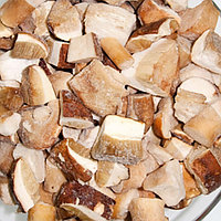 Белый гриб резанный