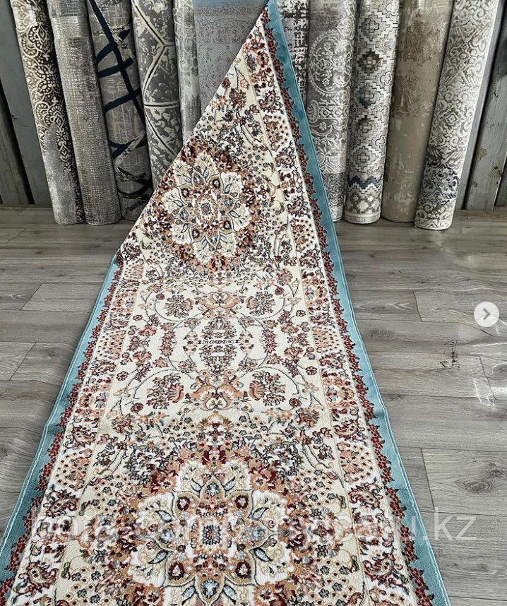 Дорожка из коллекции Karmen