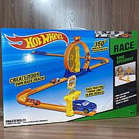 Трек хот вилс с мертвой петлей.