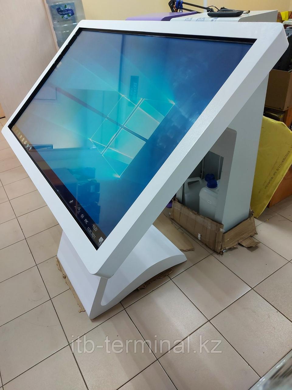 Информационный терминал для Бизнес Центра 55 диагональ, фото 1