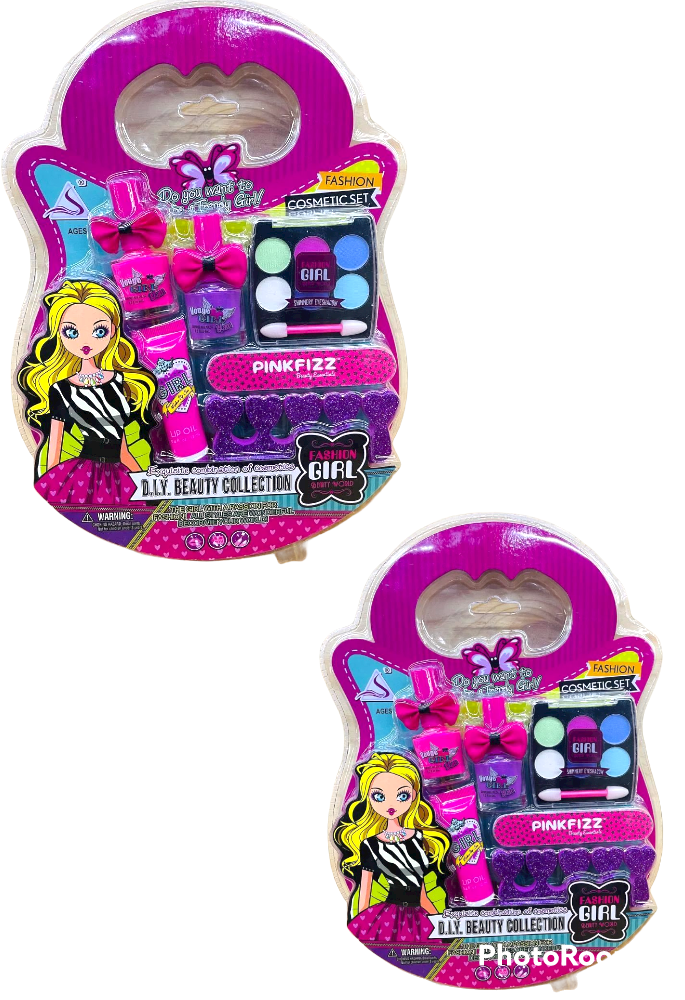 J-205 Fashion Girl beauty world cosmetic set косметика в прозрачной упаковке 31*23см