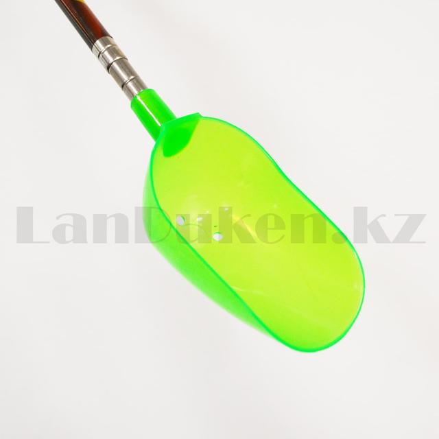 Lozhka primanka rybolovnaya