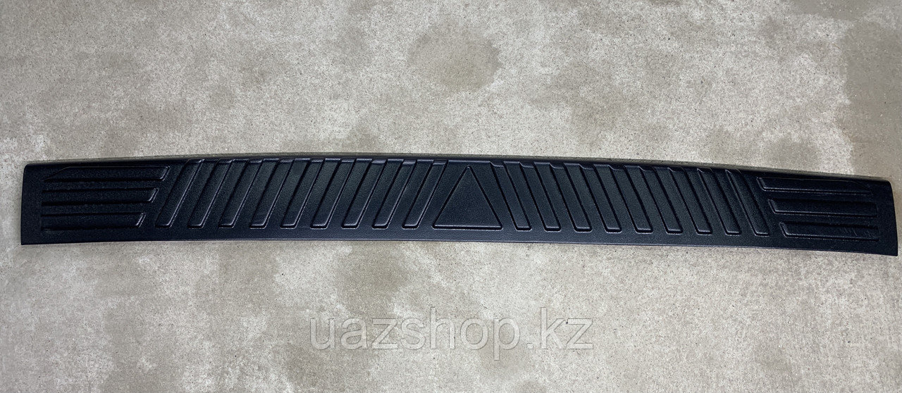 Накладка подножки заднего бампера УАЗ Патриот с 2014 г, фото 1