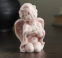 Сувенир  Ангел с розами сидящий  6,2см, фото 1