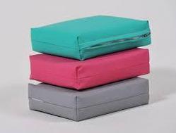 ПОДУШКА ДЛЯ ЗАБОРА КРОВИ / ВАЛИК ДЛЯ ЗАБОРА КРОВИ ( серая)