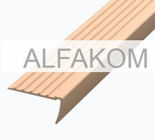 Уголок резиновый на ступени UC40